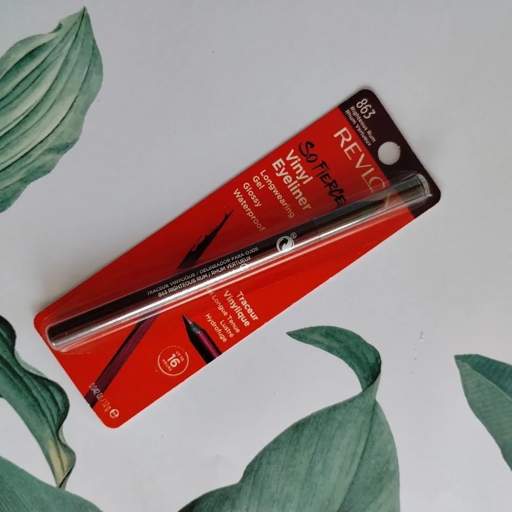 Red Gel Vinyl Eyeliner